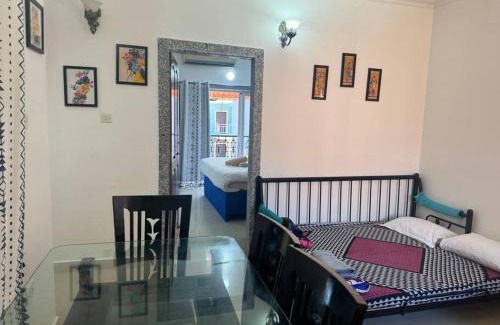 Saunta Vaddo Apartment | Luxury 1bhk with Bathtub Pool near Calangute Baga Beach