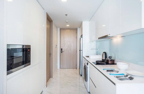 Nana Condo | Luxury 1BR/BTS Nana Plaza Terminal 21 Wifi