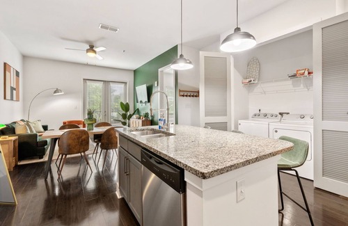 Reynoldstown Apartment | Luxury 1BR w/Terrace & Parking by Beltline