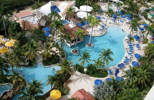 Palm Beach Condo | Luxury 2 BD villa at Aruba Surf Club- Steps from Palm Beach's Pristine Sands