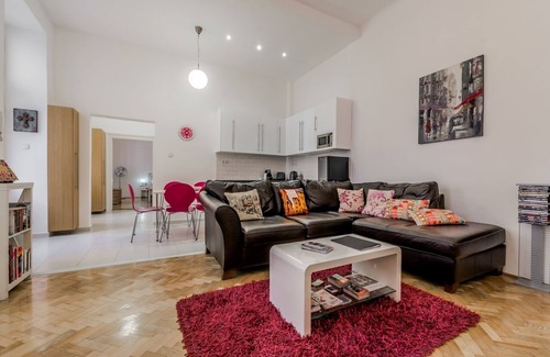 Terezvaros Apartment | Luxury 2 Bed 2 Bath Apartment, Sleeps 4, Central Budapest, Andrassy, Opera