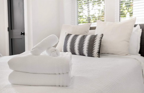 Wilmington Apartment | Luxury 2-Bed Apartment in Wilmington Highlands