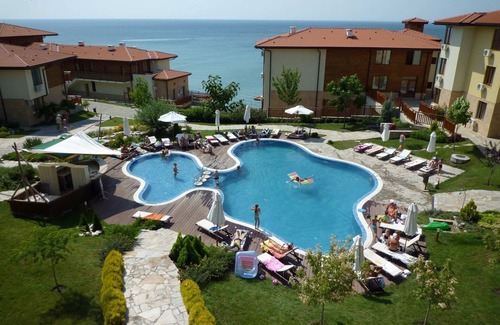 Sveti Vlas Apartment | Luxury 2 bed family unit in Garden of Eden resort