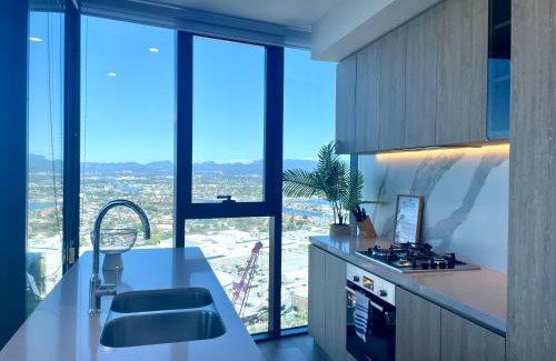 Broadbeach Apartment | Luxury 2 bedrm apartment in Broadbeach- Be a Star in Tower One of the casino 2 bedroom apartment 334F