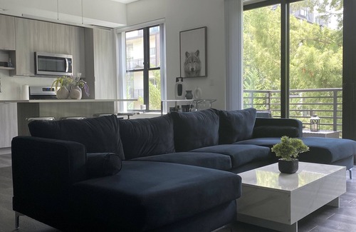 Chamblee Condo | Luxury 2 Bedroom - 10 minutes from Buckhead