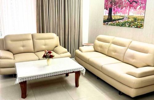 Gurugram Apartment | Luxury 2-bedroom apartment in vibrant Gurugram