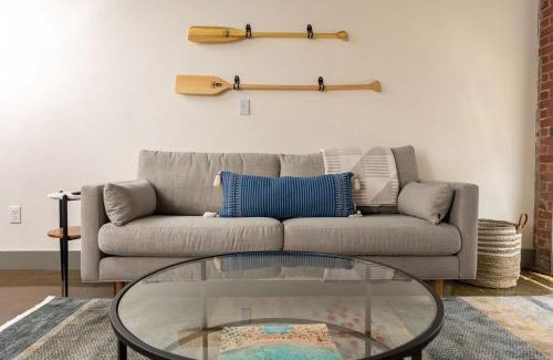 Roanoke Apartment | Luxury 2 Bedroom Apt With Exposed Brick Downtown