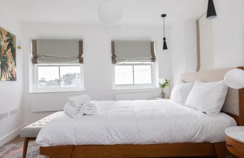 Holborn and Covent Garden Apartment | Luxury 2 Bedroom Duplex Penthouse Covent Garden Holborn