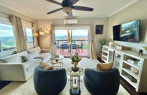 Mount Adams Apartment | Luxury 2-Bedroom Mount Adams Apartment, Minutes from Downtown and Stadiums
