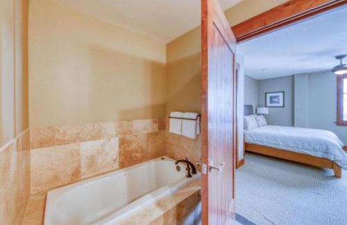 Peak 8 Apartment | Luxury 2 Bedroom Ski In, Ski Out One Ski Hill Residence Located At The Base Of Peak 8 With Outdoor Plaza