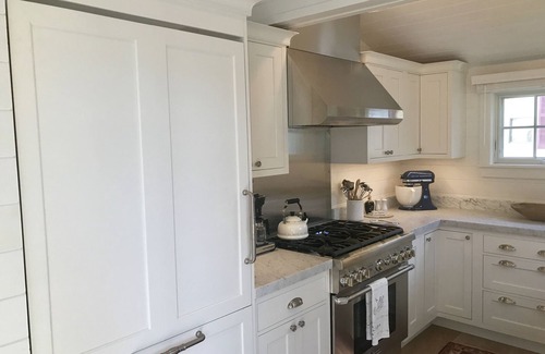 Cape Porpoise House | Luxury 2 Bedroom, 2.5 Bathroom minutes from Dock Square/Goose Rocks Beach.