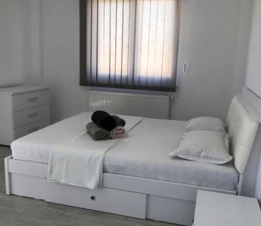 Radauti Apartment | Luxury 2 bedrooms Apartment Radauti