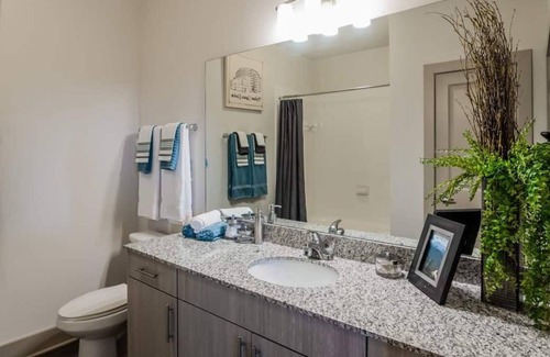 Lawrenceville Apartment | Luxury 2BR 2BA w/ Amenities Shopping & Views