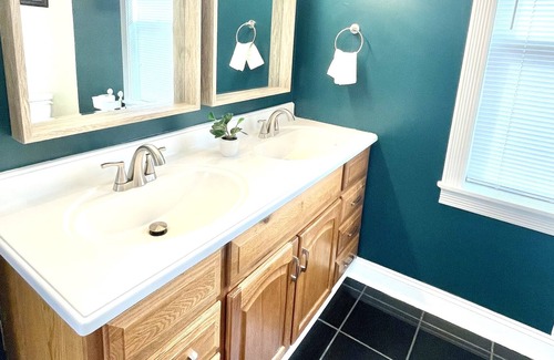 Old North Columbus Other | Luxury 3 Bedroom 2Bath King Lovely OSU Central