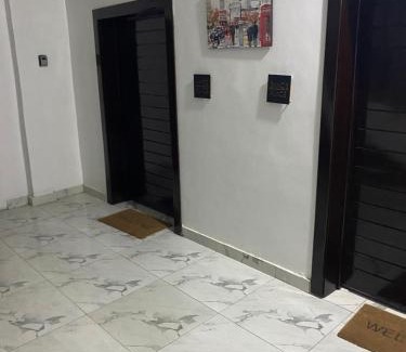 Lagos Apartment | Luxury 3 bedroom Apartment in Surulere