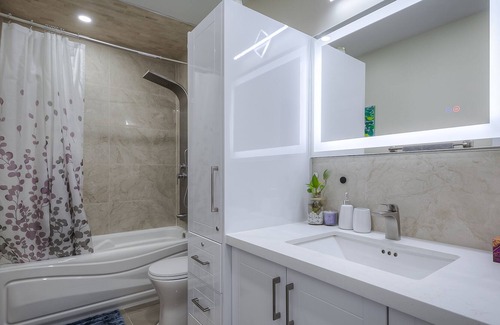 Old East York House | Luxury 3 Bedroom house in East York