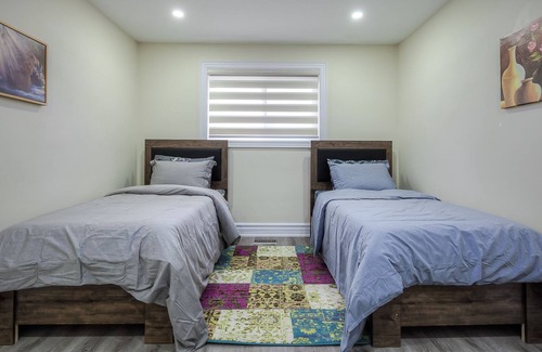 Old East York House | Luxury 3 Bedroom house in East York