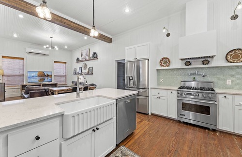 Comfort House | Luxury 3 Bedroom House with Airstream, Cabin, Private Fireplace, and Plunge Pool