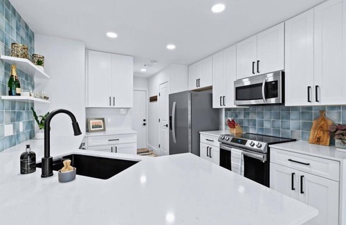 Tanglewood Forest Condo | Luxury 3 Bedroom house with backyard space