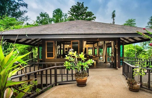 Nuea Khlong House | Luxury 3 Bedroom Pool Villa Baan Chang !!
