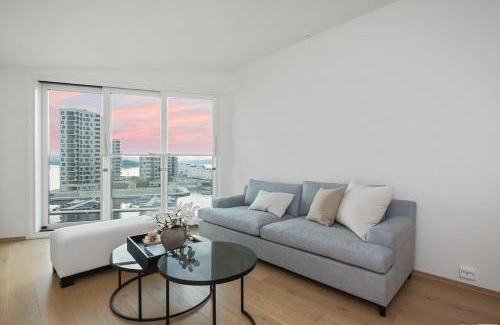 Stavanger Apartment | Luxury 3 bedroom seaview apartment, ONS 2024