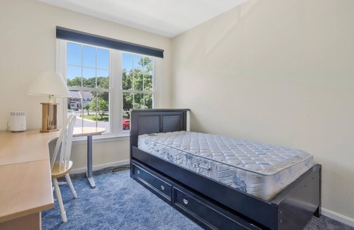 Franconia House | Luxury 3-bedroom Townhome in the heart of Alexandria - Sleeps 8