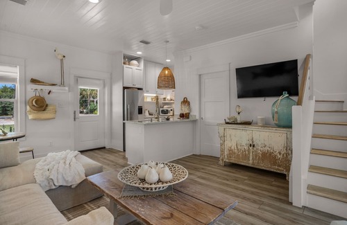 Dune Allen Beach House | Luxury 30A Cottage w/Private pool & Golf Cart - Minutes from the beach