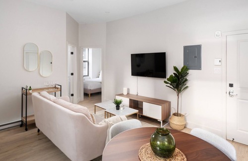 Griffintown Apartment | Luxury 3Bdr Prime Location Dt/Old Port