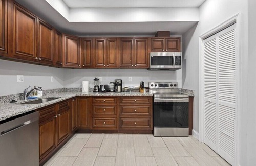 Petworth Apartment | Luxury 3BR & Parking in Central DC! Steps to Metro