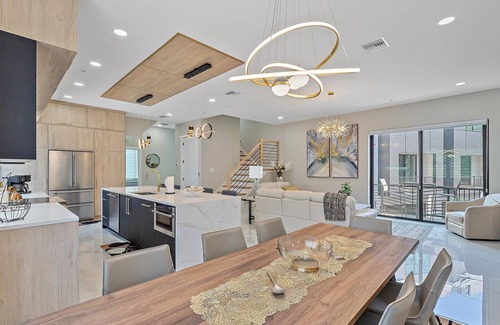 Downtown House | Luxury 3BR Townhouse w/Elevator & Rooftop | Walk to Downtown
