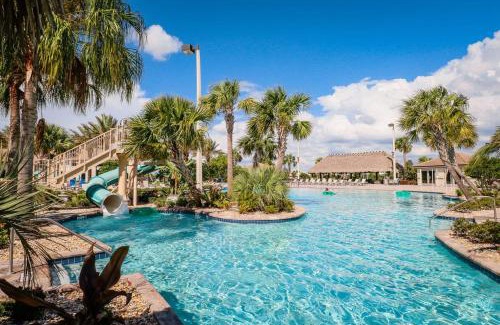 Davenport House | Luxury 4 Bedroom 3 bathroom pool Home 258