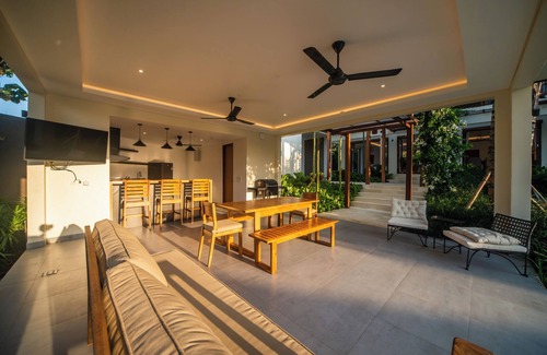 Ungasan Villa | Luxury 4 Bedroom Bella Vista Villa