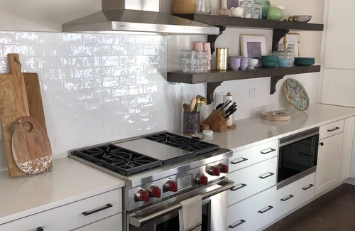 Silverthorne House | Luxury 4 BR House-sleeps 11+ with 3 king beds