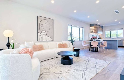 Greenlane Condo | Luxury 4B Townhouse in Greenlane - ASB Showgrounds