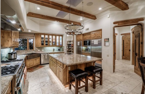 North Scottsdale House | LUXURY 5 acre Property Heated Pool ~ See our Reviews!