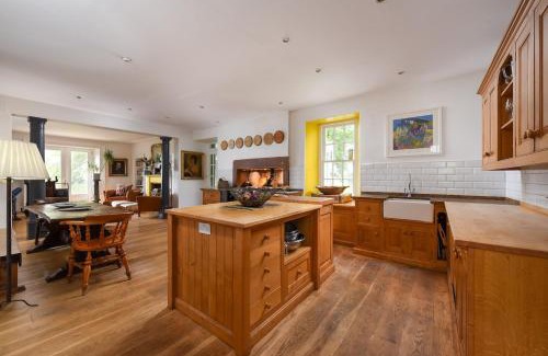 Kirriemuir House | Luxury 5-Bed Country Retreat in the Angus Glens