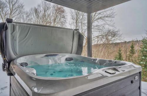 La Conception House | Luxury 5BR Chalet with Sauna, Hot Tub and Game Room
