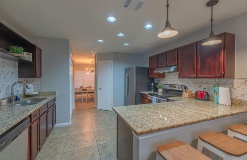 West San Antonio House | Luxury 5BR House with Private POOL, Game Room & Fire pit by SeaWorld & Lackland