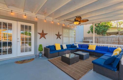 West San Antonio House | Luxury 5br House With Pool By Seaworld & Lackland