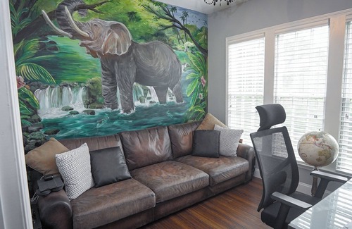 Church Street House | Luxury 5BR Near ATL – Sauna, Bar, EV Charger port, Fenced Yard, Media Room