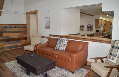 Wilmington House | Luxury ADA Unit - 101