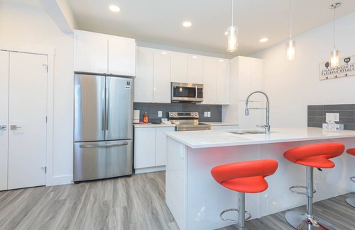 Southwest Edmonton House | Luxury and Comfort Combined.