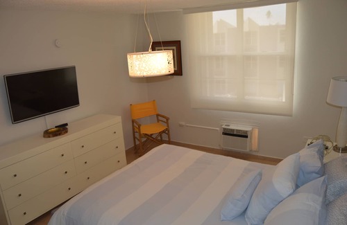 Herreras House | LUXURY AND COMFORTABLE BEACH APT.