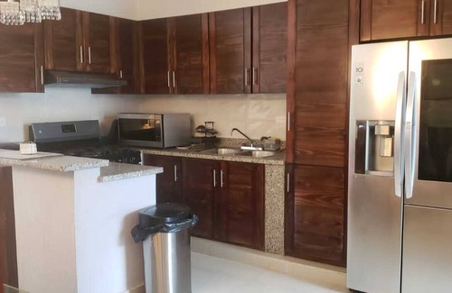 Residencial ROMANA Apartment | LUXURY APARTMENT WITH JACUZZI, 5MINUTES FROM THE BEACH