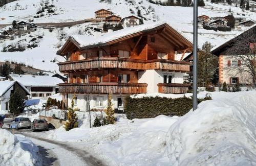 Selva di Val Gardena Apartment | Luxury Apartment Daema