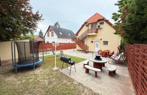 Balatonkenese Apartment | Luxury apartman
