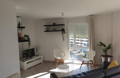 Calella Apartment | Luxury Apartment Accommodation, next to beach & train station Calella