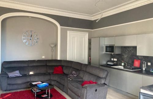 Nairn Apartment | Luxury Apartment at Barron House