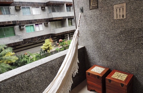 Centro Apartment | LUXURY APARTMENT brand new building in front of Praia do Forte with WIFI + NETFLIX