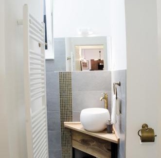 Inner City Budapest Apartment | Luxury Apartment by Hi5 - Best Location 3-br